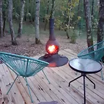 Prázdninový dům Le De La De L'oiseau