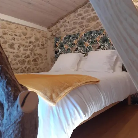 펜션 Le De La De L'oiseau *