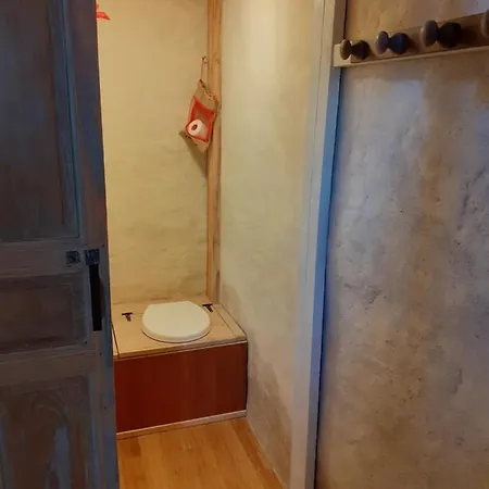 Le De La De L'oiseau Couze-et-Saint-Front