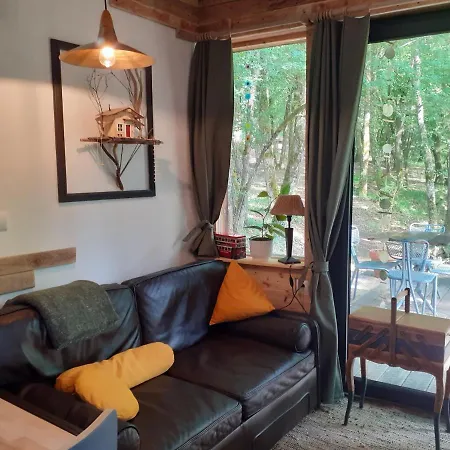Le De La De L'oiseau Holiday home Couze-et-Saint-Front