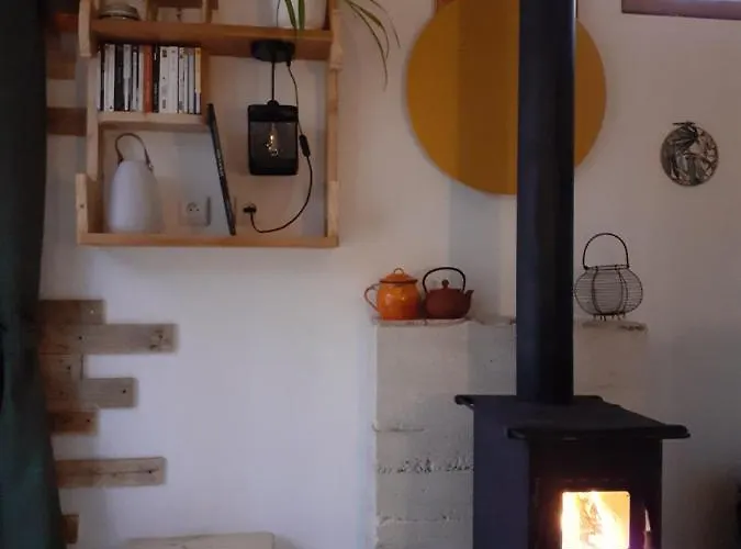 Le De La De L'oiseau * Couze-et-Saint-Front