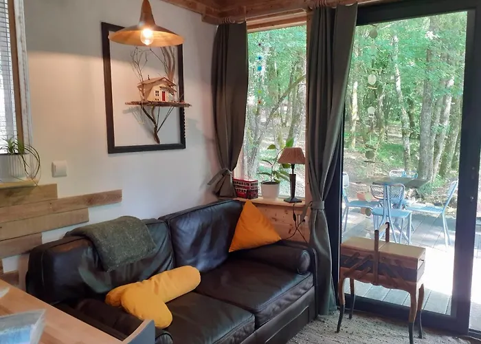 Le De La De L'oiseau Feriehus Couze-et-Saint-Front