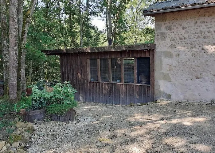 Le De La De L'oiseau Feriehus Couze-et-Saint-Front