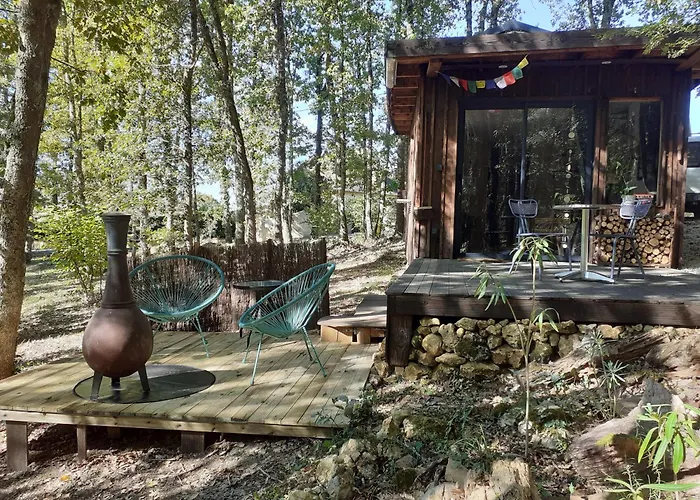 Le De La De L'oiseau Feriehus